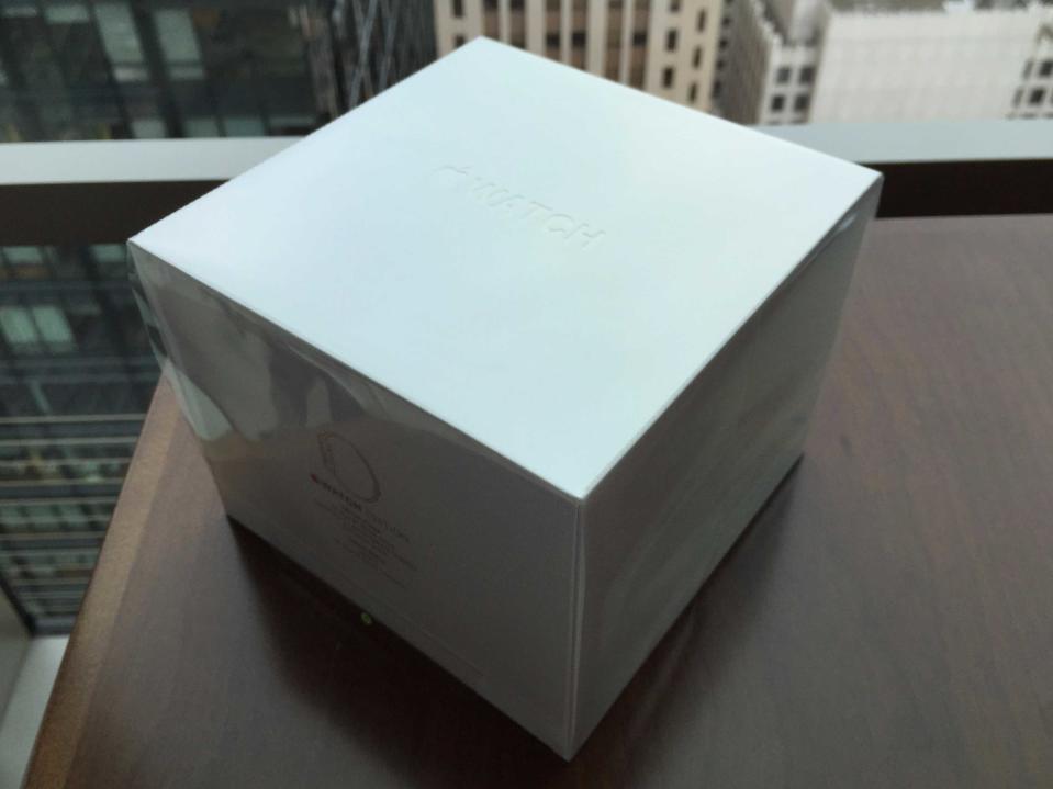 Apple Watch Edition unboxing