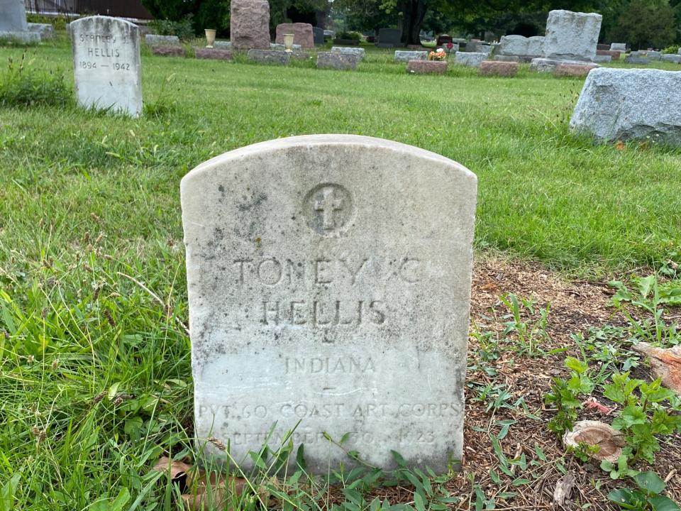 The grave, in Muncie's Beech Grove Cemetery, of city police officer Anthony Hellis, who was killed in the line of duty in September 1923.