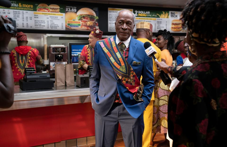 Cleo McDowell (John Amos) has his McDowell's branching out from Queens to Zamunda. (It's definitely not McDonald's.)
