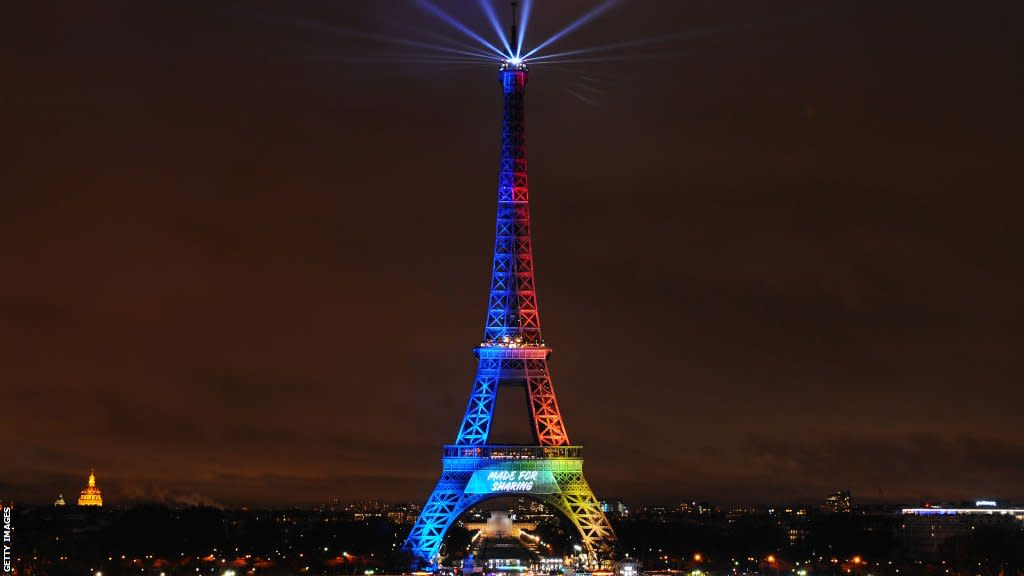 The Eiffel Tower with the Olympic colours