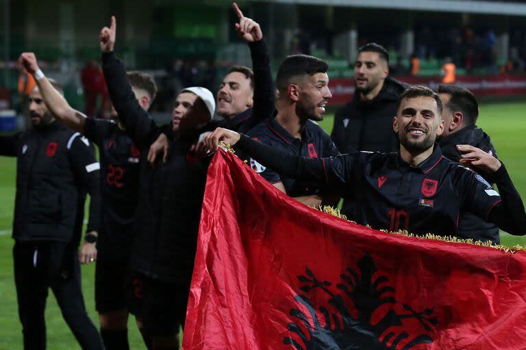 Como para celebrarlo toda la noche: por segunda vez en su existencia, Albania disputará la Eurocopa; en Francia 2016 no pasó a la segunda etapa.