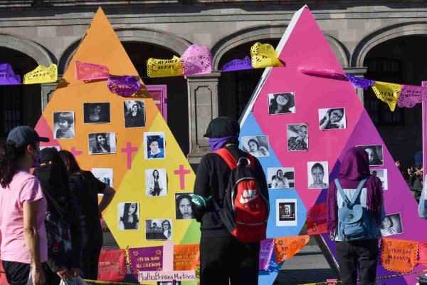 Protesta por los feminicidios en el Estado de México y en memoria de las mujeres que ya no están.