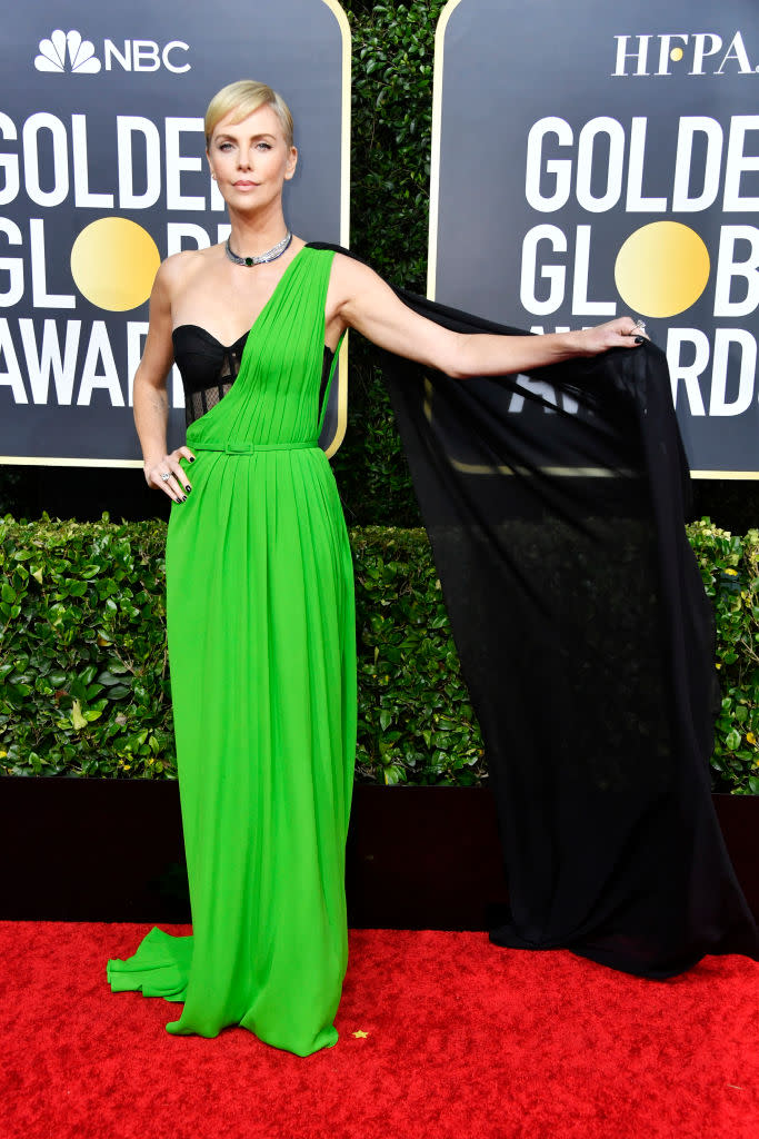 Charlize Theron, golden globes, 2020, green black dress, dior, 