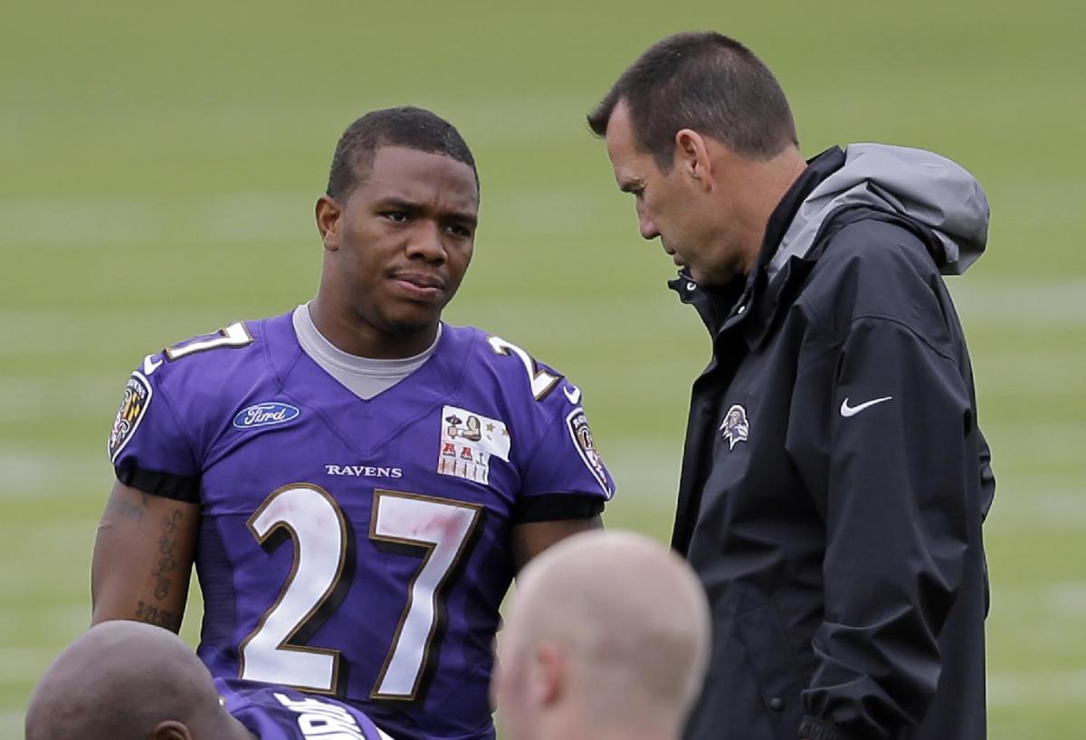 Ravens' John Harbaugh has cringey sideline interview after first