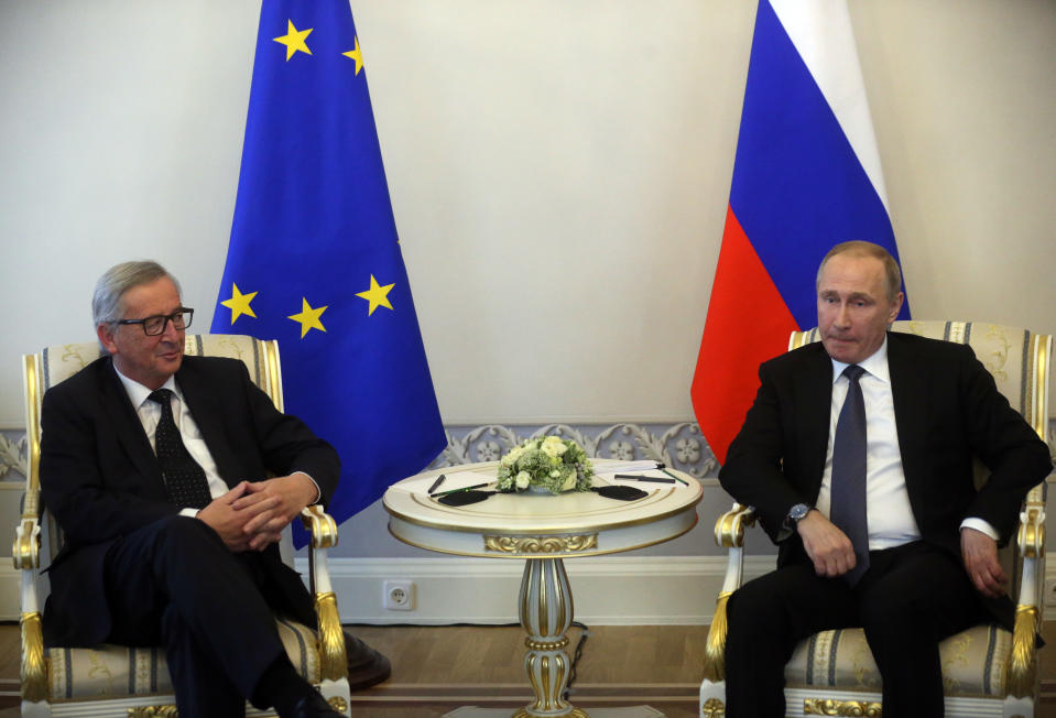 Jean-Claude Juncker with Vladimir Putin in 2016 (Getty)