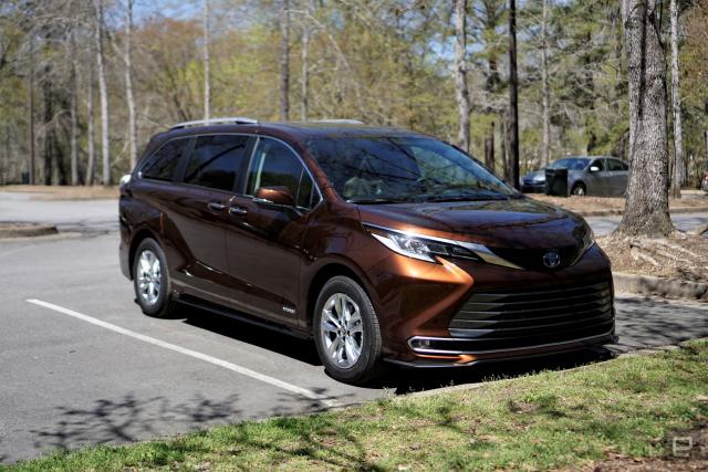 Toyota's 2021 Sienna hybrid proves minivans can be fun, not just practical