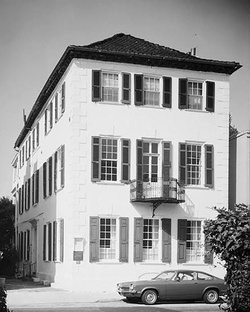 Robert Brewton House in Charleston, South Carolina