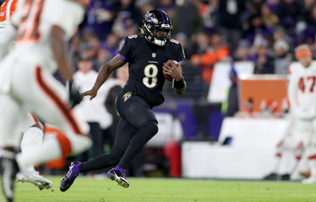 Lamar Jackson has 4 TDs as Ravens roll to 28-3 win over Browns 