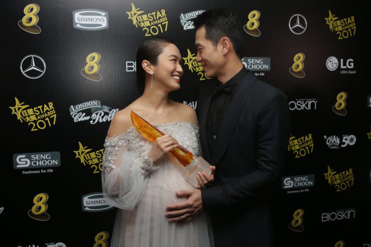 Joanne Peh and Qi Yuwu. (Photo: Yahoo Lifestyle Singapore)