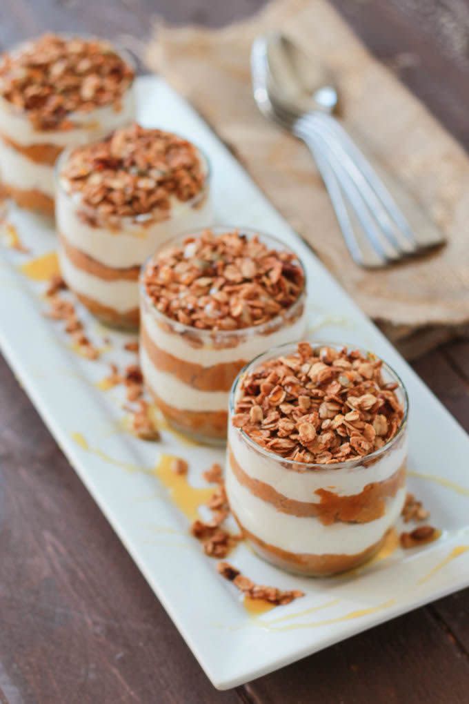 26) Pumpkin Pie Greek Yogurt Parfaits