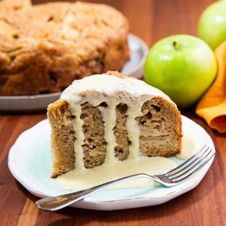 <p>Take a break from the sugar cookies, brownies and cupcakes with this homey, rustic apple cake. Serve with a drizzle of rich custard sauce. </p><p>Get the<strong><a href="https://www.delish.com/cooking/recipe-ideas/a30781773/irish-apple-cake/" rel="nofollow noopener" target="_blank" data-ylk="slk:Irish Apple Cake recipe;elm:context_link;itc:0;sec:content-canvas" class="link ">Irish Apple Cake recipe</a> </strong>from Delish. </p>