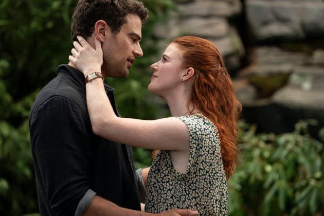 The Time Traveler's Wife' Trailer: Theo James and Rose Leslie Love Across  Time