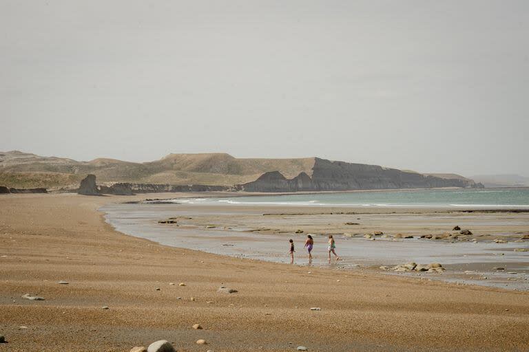 La playa es visitada mayormente en verano