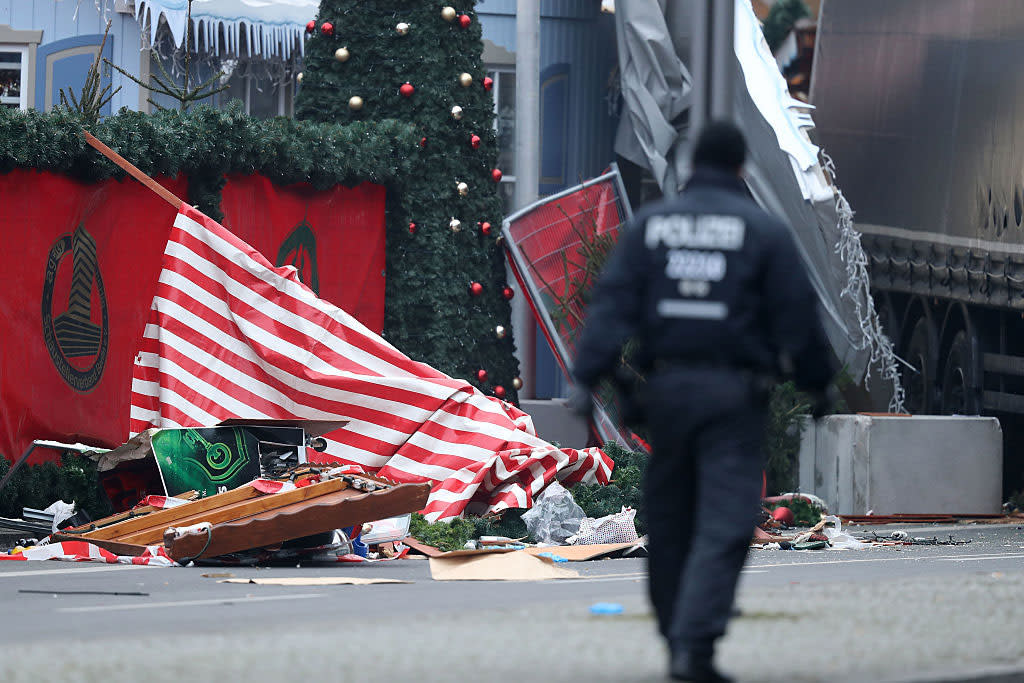Ein LKW raste am Montagmorgen in eine Menschenmenge auf Berliner Weihnachtsmarkt. (Bild: Getty Images)