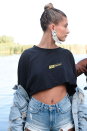 <p>Hailey Baldwin vereinte beim Coachella Festival gleich mehrere Trends: bauchfrei, Flechtfrisur und XL-Ohrringe. Auf den gängigen Hippie-Look hatte das Model offenbar keine Lust. (Foto: Joe Schildhorn/BFA/REX/Shutterstock) </p>