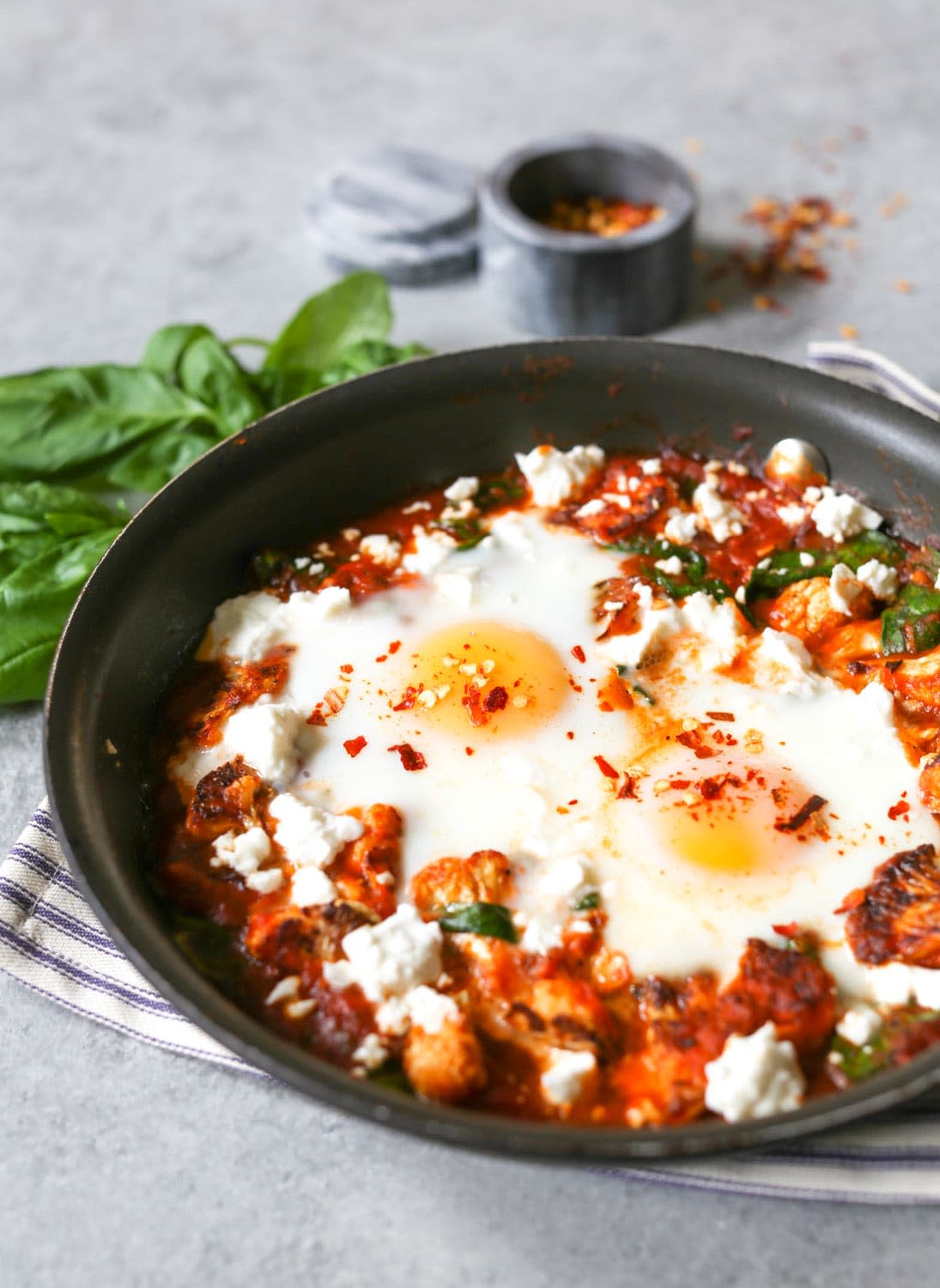 5-Ingredient Skillet Eggs with Spinach and Roasted Cauliflower (Serena Wolf)