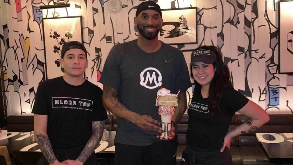 <p>Kobe Bryant‘s calorie count these days is not up to NBA standards. The retired Los Angeles Lakers superstar hit up the new Black Tap Craft Burgers & Shakes in Las Vegas on Sunday. Kobe brought his daughter’s entire basketball team — which he coaches — and posed for a photo with a couple of staffers and […]</p> <p>The post <a rel="nofollow noopener" href="https://theblast.com/kobe-bryant-black-tap-burgers/" target="_blank" data-ylk="slk:Kobe Bryant’s Post-NBA Diet Features a Giant CrazyShake;elm:context_link;itc:0;sec:content-canvas" class="link ">Kobe Bryant’s Post-NBA Diet Features a Giant CrazyShake</a> appeared first on <a rel="nofollow noopener" href="https://theblast.com" target="_blank" data-ylk="slk:The Blast;elm:context_link;itc:0;sec:content-canvas" class="link ">The Blast</a>.</p>