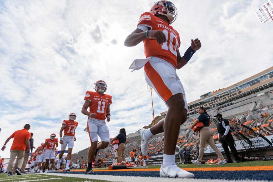 UTEP football faces FAU at the Sun Bowl in El Paso, Texas, on Saturday, Oct. 22, 2022.