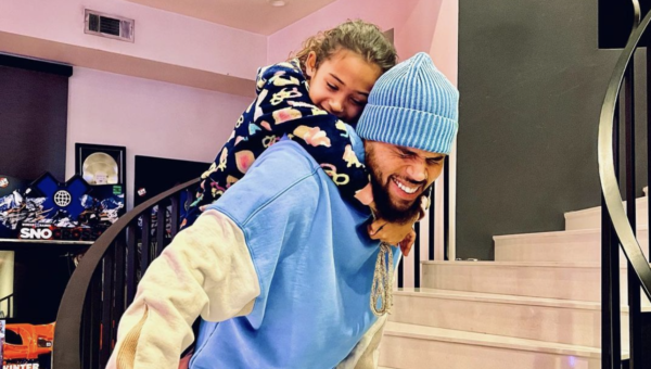 Chris Brown and daughter Royalty. Photo: @chrisbrownofficial/ Instagram