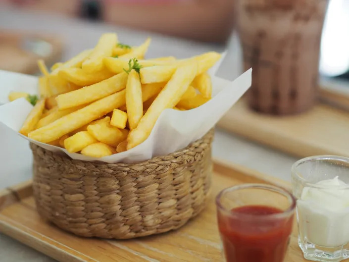 Este es el secreto para que las patatas fritas se mantengan crujientes. Foto: Getty Creative