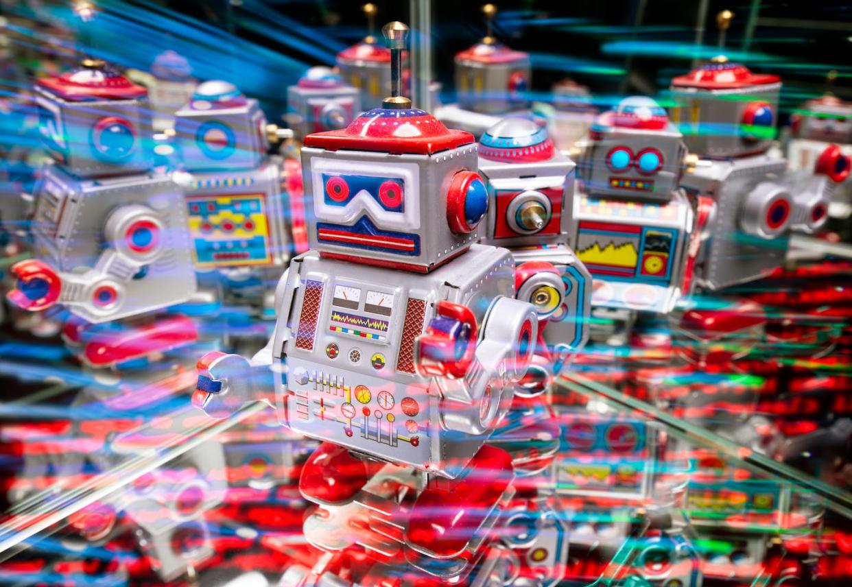 <a href="https://www.shutterstock.com/es/image-photo/robots-reflections-various-colored-lights-1310221252" rel="nofollow noopener" target="_blank" data-ylk="slk:Shutterstock / gopixa;elm:context_link;itc:0;sec:content-canvas" class="link ">Shutterstock / gopixa</a>