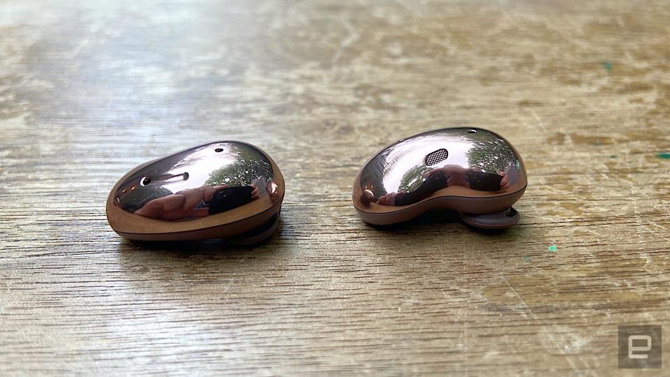 Samsung’s latest true wireless earbuds have a unique “open type” design that will keep you from cramming them in your ears. While that does make them a bit more comfortable, you do have to sacrifice sound quality and the effectiveness of ANC. There are some attractive features here, but the company’s Galaxy Buds+ are the better option at this point.