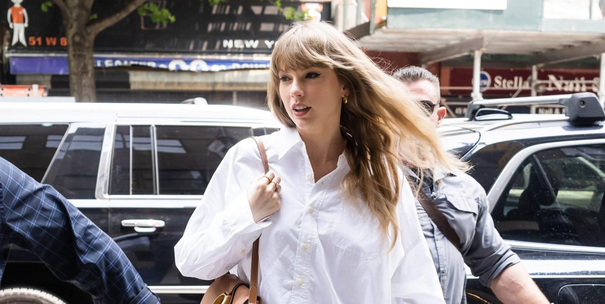 Fall Accessories Trend: Taylor Swift Carries a $50 Aldo Handbag in