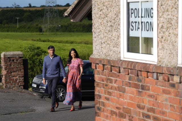 Prime Minister Rishi Sunak and his wife Akshata Murty 