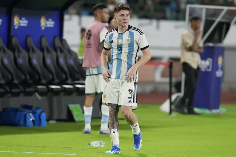 Valentín Barco dio la asistencia para el gol que le dio la clasificación a Argentina en el Preolímpico, y luego respondió a una publicación de Boca en la que fue omitido