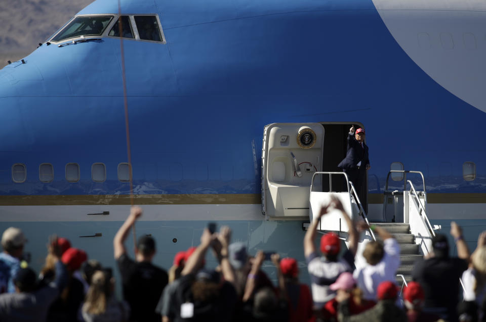 BULLHEAD CITY, ARIZONA - OCTOBER 28: U.S. President Donald Trump boards Air Force One following a campaign rally on October 28, 2020 in Bullhead City, Arizona. With less than a week until Election Day, Trump and Democratic presidential nominee Joe Biden are campaigning across the country. (Photo by Isaac Brekken/Getty Images)