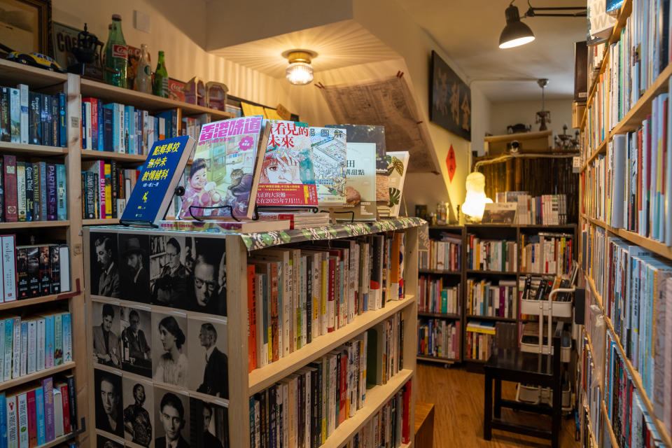神話書店像「精神時光屋」，成為亂世中一處恬靜清明地，也可以成為社區活動的凝聚點。
