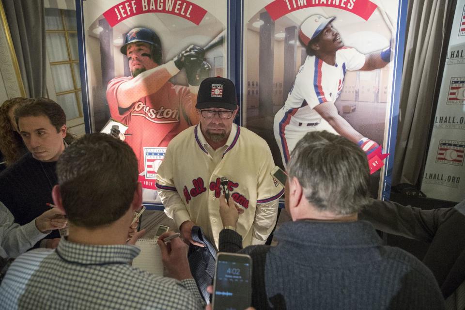 Newly elected baseball Hall of Fame inductee Jeff Bagwell speaks to reporters during a news conference, Thursday, Jan. 19, 2017, in New York. (AP Photo/Mary Altaffer)