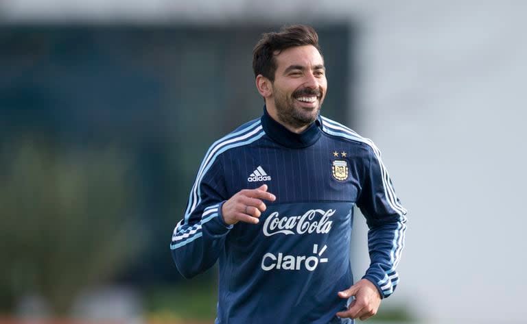 El Pocho Lavezzi sufrió una descompensación cuando fue trasladado a la Argentina