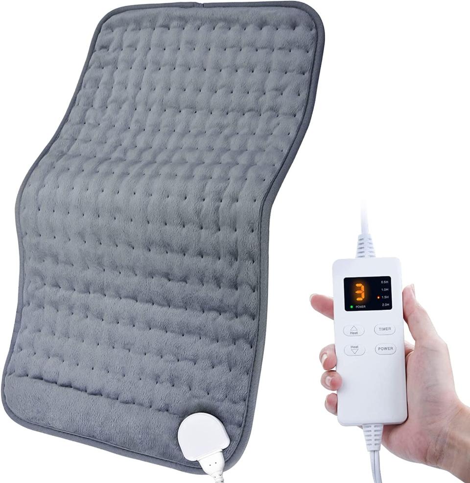 Qieolons Heating Pad. Image via Amazon.