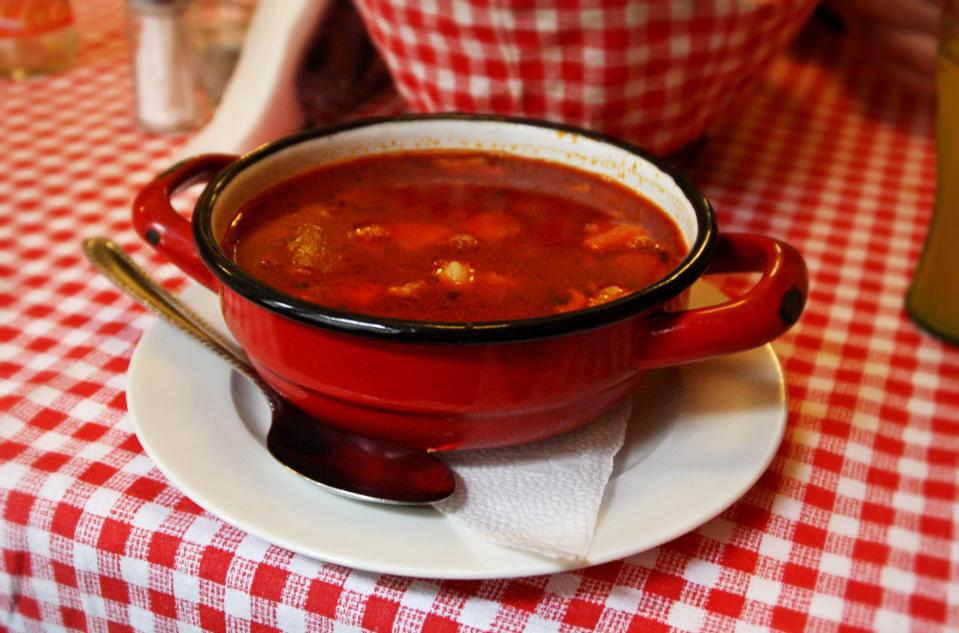 Comida en restaurante. Foto: Getty