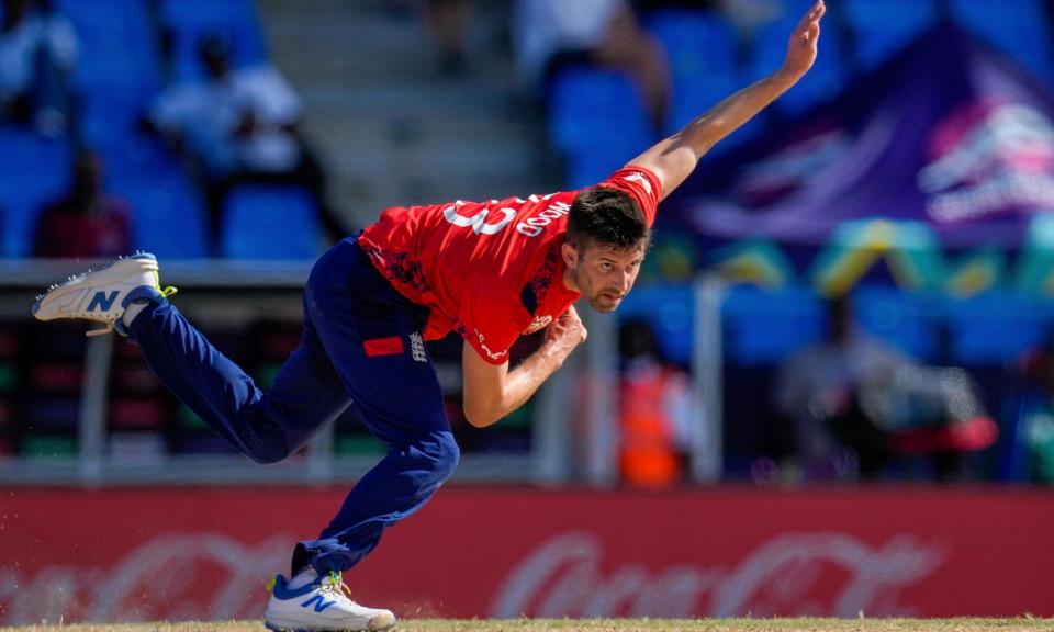 <span>Mark Wood responded to a tricky week at the T20 World Cup with a ruthless display against Oman.</span><span>Photograph: Ricardo Mazalán/AP</span>