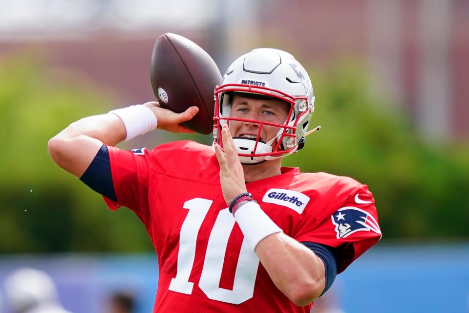 Patriots quarterback Mac Jones throws during a joint practice with the Eagles last week in Philadelphia.