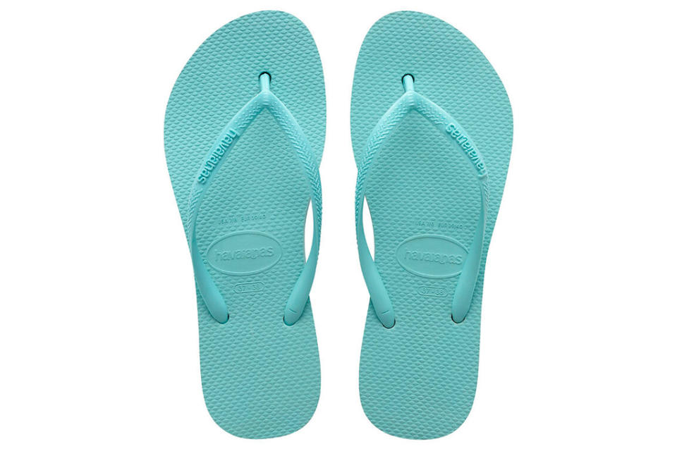 blue flip flops, havaianas