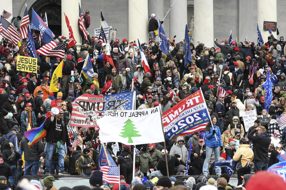 Photo by: JT/STAR MAX/IPx 2021 3/5/21 Feds continue probe between US lawmakers and Capitol rioters. STAR MAX File Photo: 1/6/21 The United States Capitol Building in Washington, D.C. was breached by thousands of protesters during a 