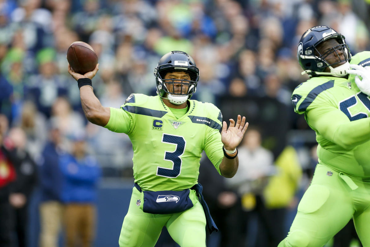 Column: As NFL sizzles — see, Russell Wilson trade — MLB fiddles