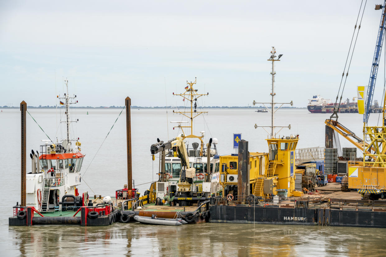 El sitio de construcción de la terminal de GNL en Wilhelmshaven, Alemania, el 12 de julio de 2022. (Patrick Junker/The New York Times)