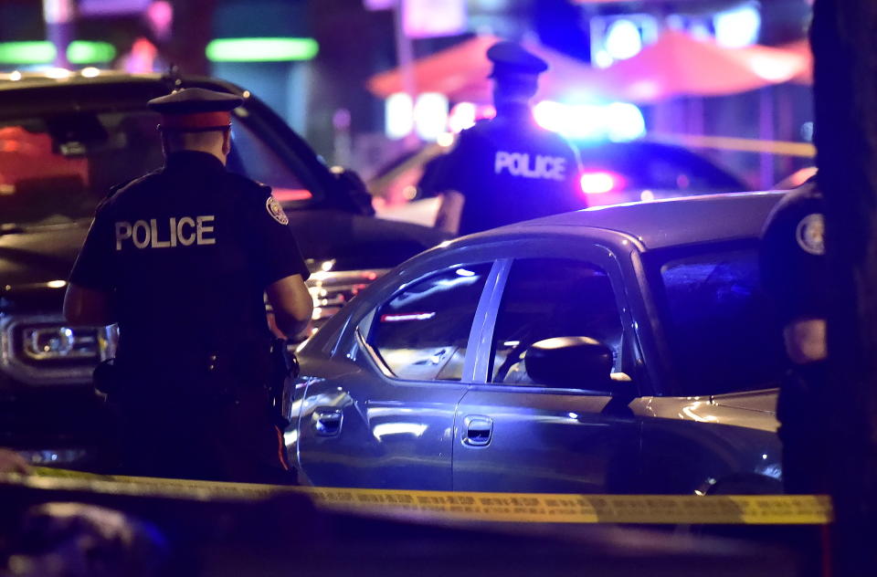 <p>Police work the scene of a shooting, Sunday, July 22, 2018, in Toronto. (Photo: Frank Gunn/The Canadian Press via AP) </p>