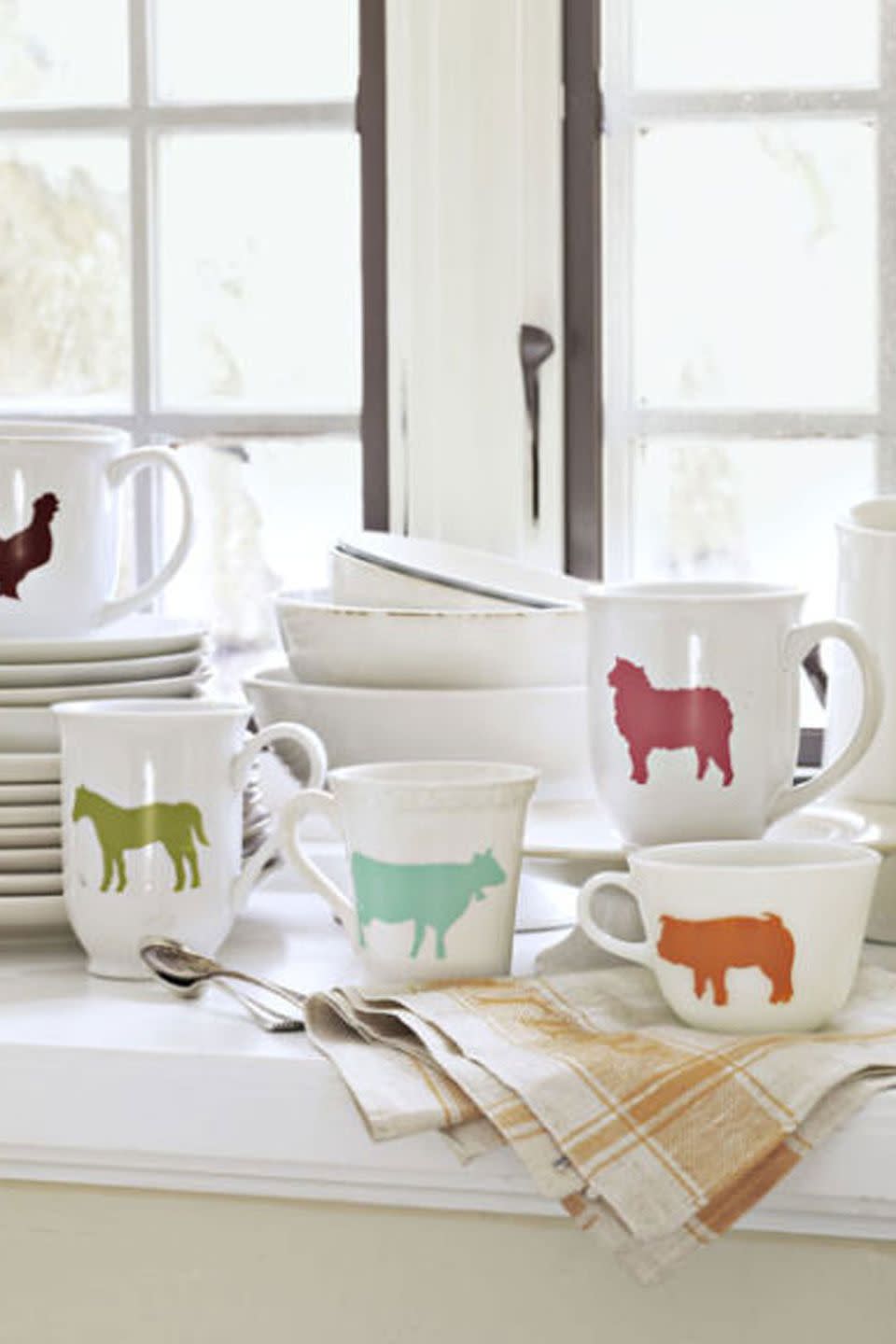 Stenciled Animal Mugs