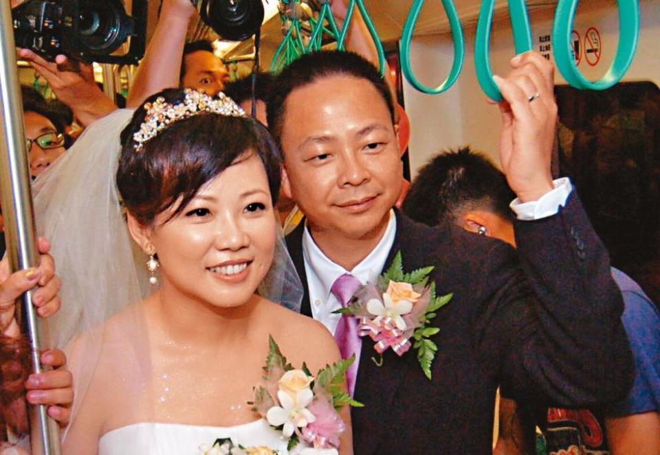 台北市勞動局長陳信瑜（左）與丈夫張師齊（右）2008年結婚，夫妻倆爭議不斷。（中央社）