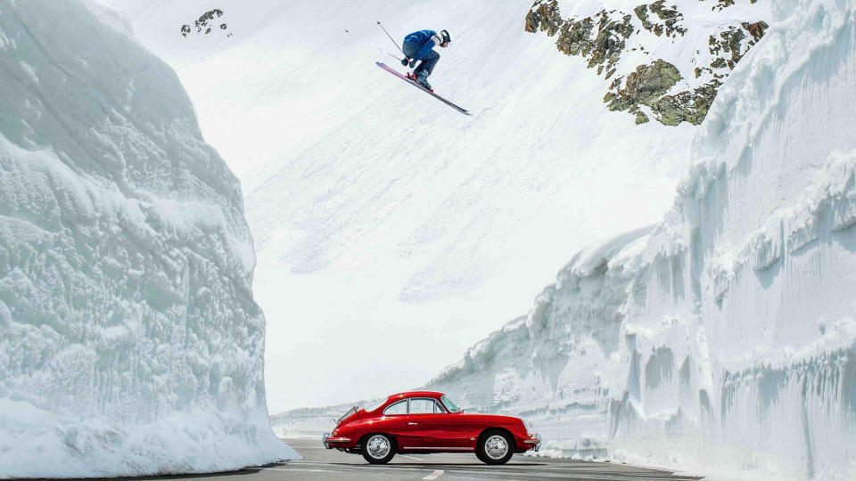 再現保時捷歷史上的經典一躍！似曾相識的 Porsche Jump