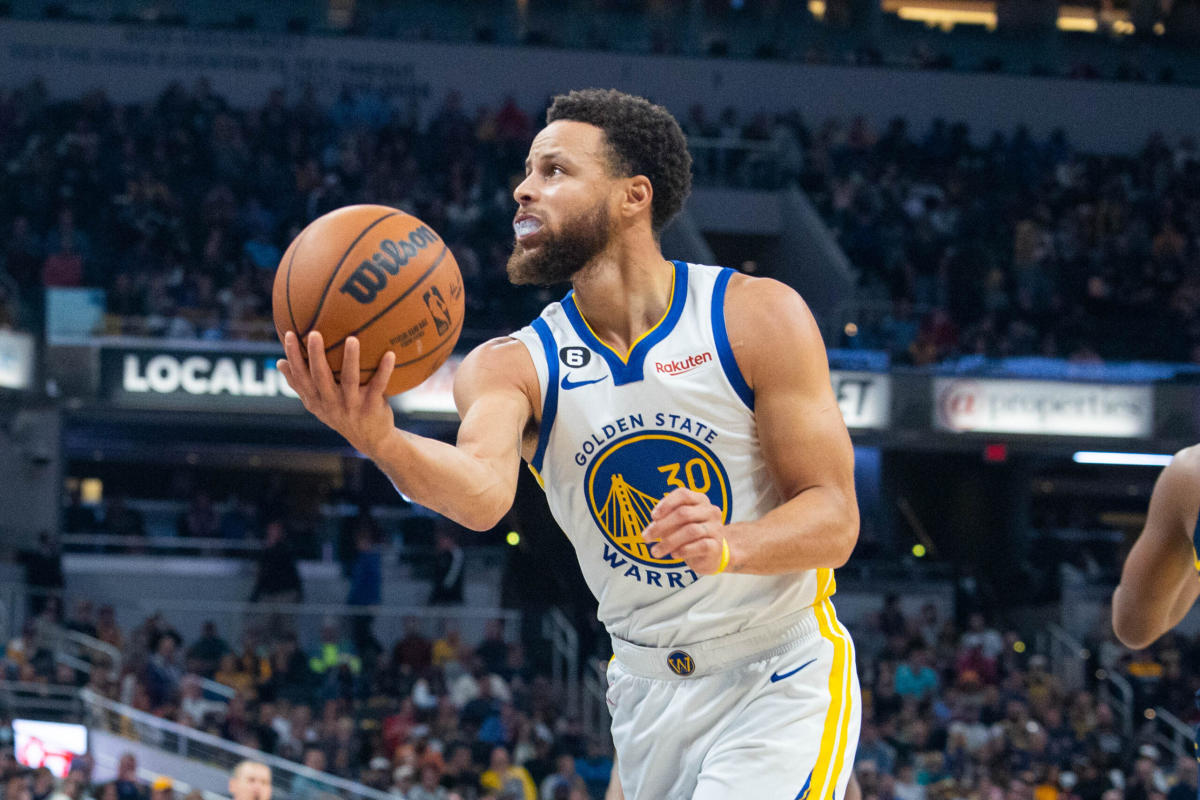 Photos: Steph Curry working out with Hawks' Trae Young in offseason