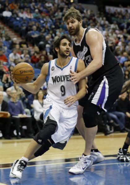 Aaron Gray prepares to foul. (AP/Ann Heisenfelt)