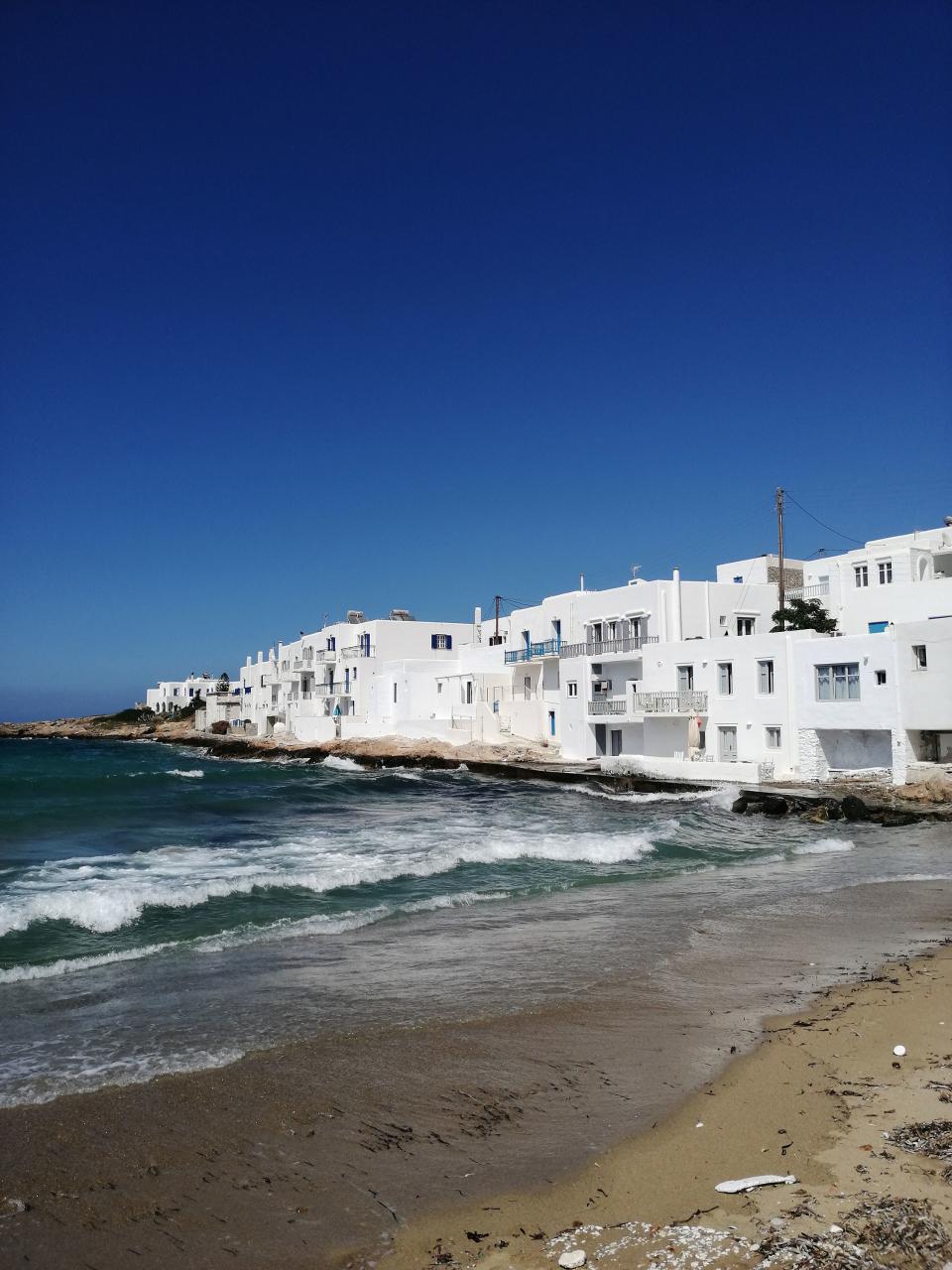 Paros