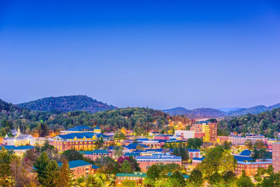 5) Boone, North Carolina