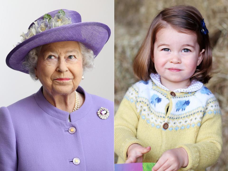 The resemblance doesn't stop there. These two look a whole lot alike -- right down to their expressions -- in this 2012 photo of the queen and this 2017 photo of Charlotte. 